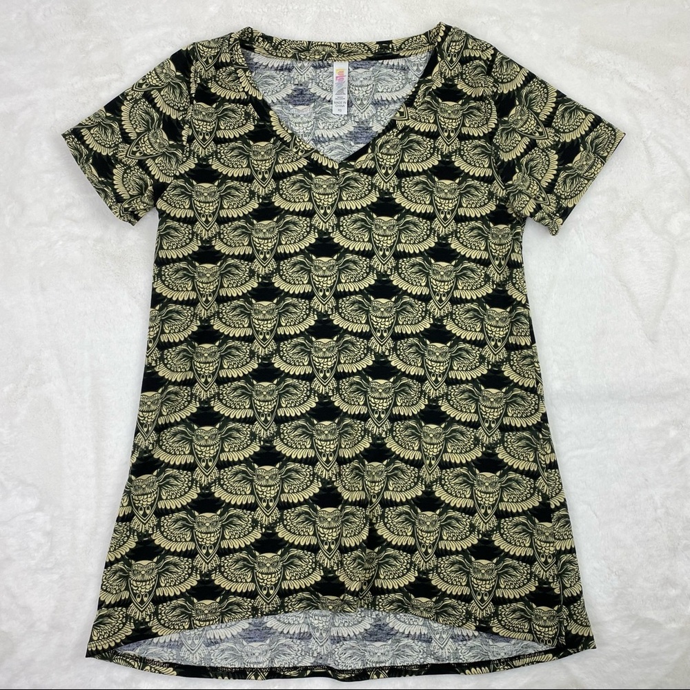 Lularoe Owl Christy Tee XS Black Short Sleeve Stretch V Neck Hedwig Harry Potter